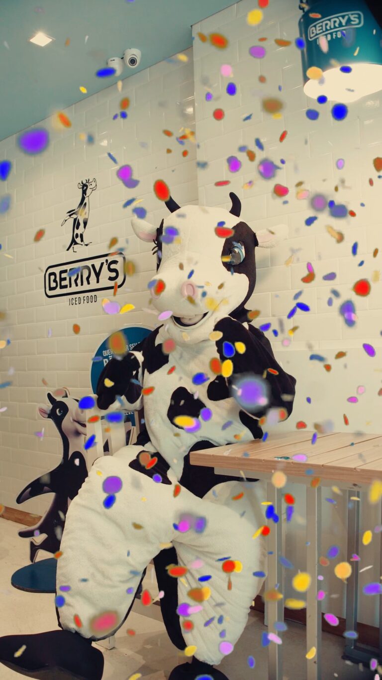 Instagram post from berrysbrasil. This post is in position 2.